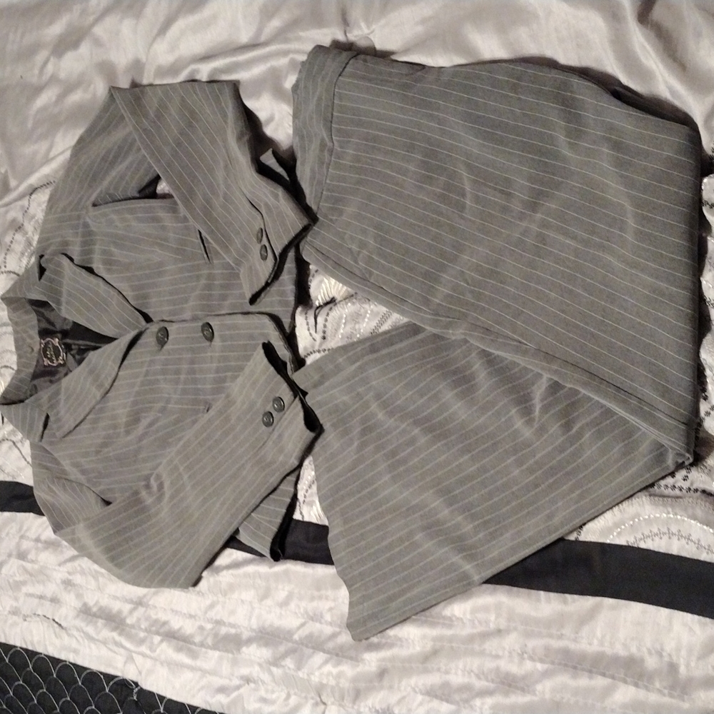My Michelle women's pant suit. Jacket is a large and the pants are size 9